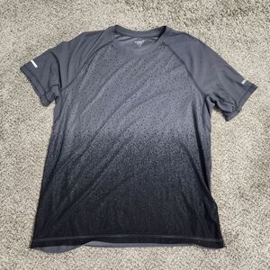 Old Navy Active T-Shirt (Men's M)